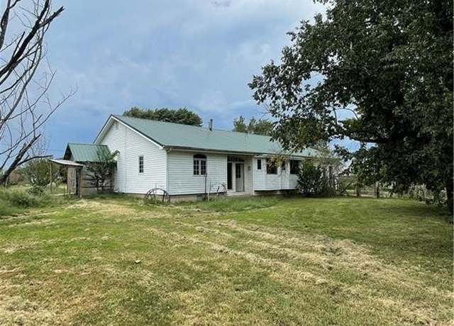 Property at 1883 State Road O, Macks Creek, MO 65786, 4 beds, 2 baths