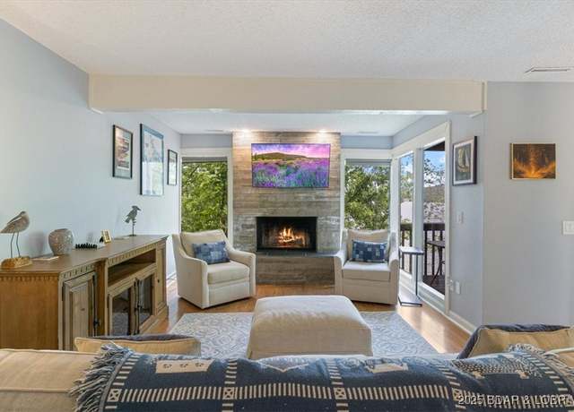 Property at 241 Shell Bay Cir Unit 1A, Linn Creek, MO 65052, 2 beds, 1.5 baths