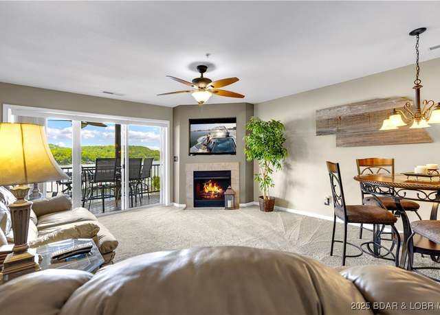 Property at 686 Clearwater Dr Unit 2D, Camdenton, MO 65020, 3 beds, 2 baths