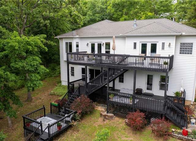 Property at 179 Regency Cove Dr, Lake Ozark, MO 65049, 3 beds, 3 baths