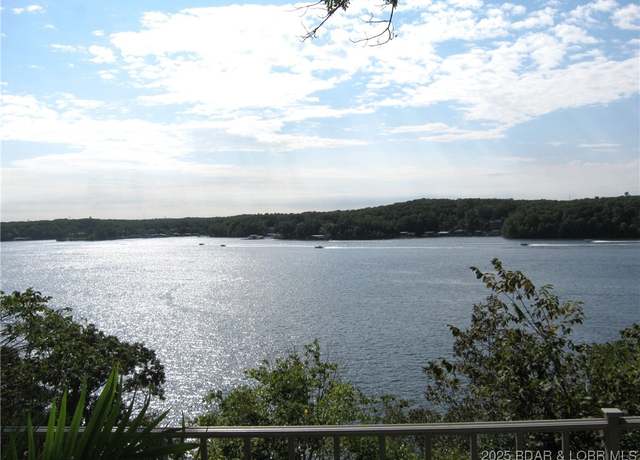 Property at 16 & 52 Hawk Hill Ct, Lake Ozark, MO 65049, 9 beds, 7 baths