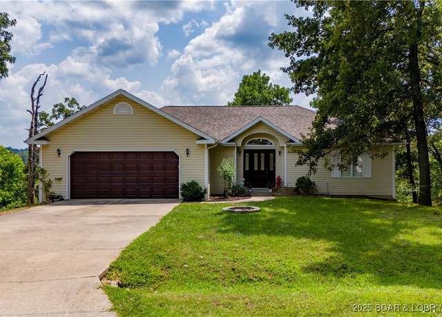 Property at 82 Merlin Dr, Camdenton, MO 65020, 4 beds, 2 baths