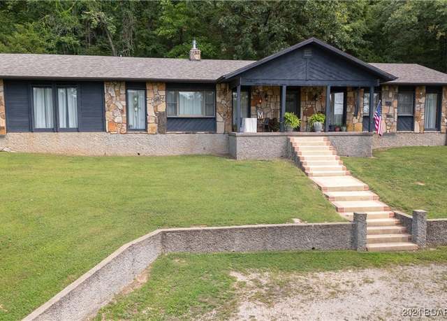 Property at 4120 High Point Rd, Camdenton, MO 65020, 4 beds, 2 baths