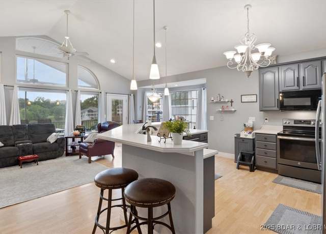 Property at 5183 Vicus Castri, Osage Beach, MO 65065, 3 beds, 3 baths