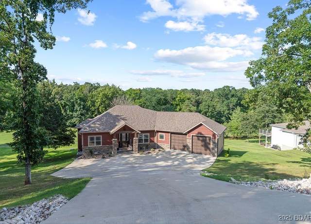 Property at 484 Hogan Dr, Lake Ozark, MO 65049, 6 beds, 4 baths