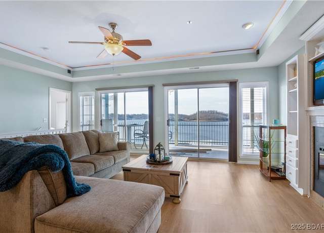 Property at 909 E Harbour Towne Dr #909, Lake Ozark, MO 65049, 4 beds, 4 baths