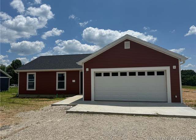 Property at 512 E 15th St, Eldon, MO 65026, 3 beds, 2 baths