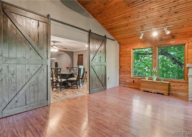 Property at 5 Hallie Ln, Kaiser, MO 65047, 5 beds, 3 baths