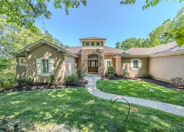 Property at 313 Country Ridge Dr, Camdenton, MO 65020, 4 beds, 4.5 baths