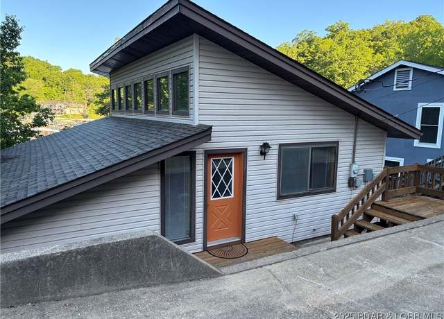 Property at 870 Jupiter Rd, Camdenton, MO 65020, 3 beds, 2 baths