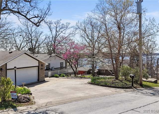Property at 4645 Harbor Heights Ln, Osage Beach, MO 65065, 3 beds, 2 baths