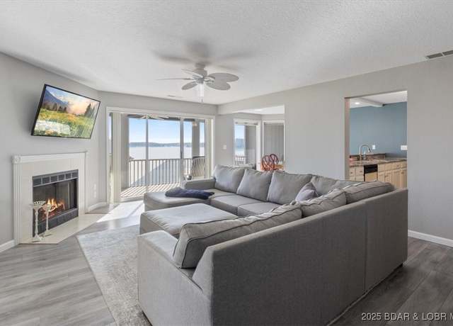 Property at 488 Regatta Bay Cir Unit 2B, Lake Ozark, MO 65049, 3 beds, 3 baths