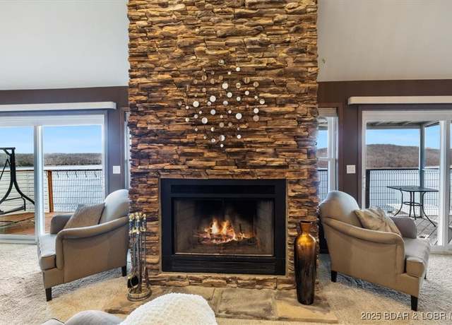 Property at 222 Park Place Ln Unit 4A, Kaiser, MO 65047, 4 beds, 4.5 baths