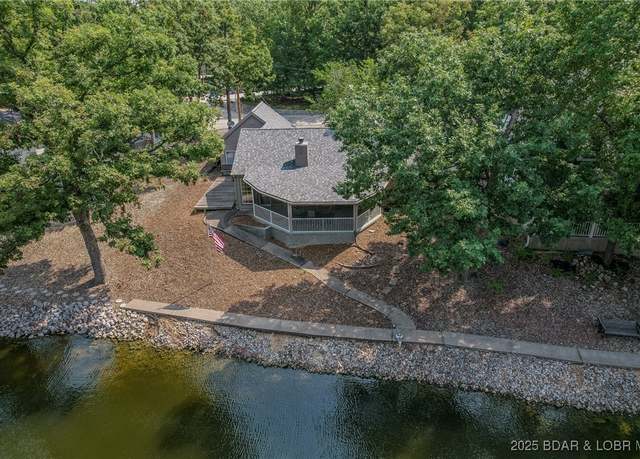 Property at 141 Wye Dr, Lake Ozark, MO 65049, 3 beds, 2 baths