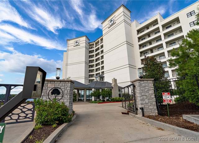Property at 166 Captiva Dr Unit 7E, Sunrise Beach, MO 65079, 4 beds, 4.5 baths