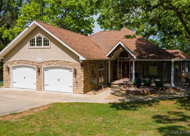 Property at 106 Bayliner Dr, Sunrise Beach, MO 65079, 4 beds, 4 baths