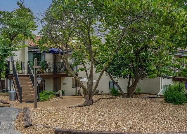 Property at 35 Casa Blanca Ct Unit 220-1A, Lake Ozark, MO 65049, 3 beds, 2 baths