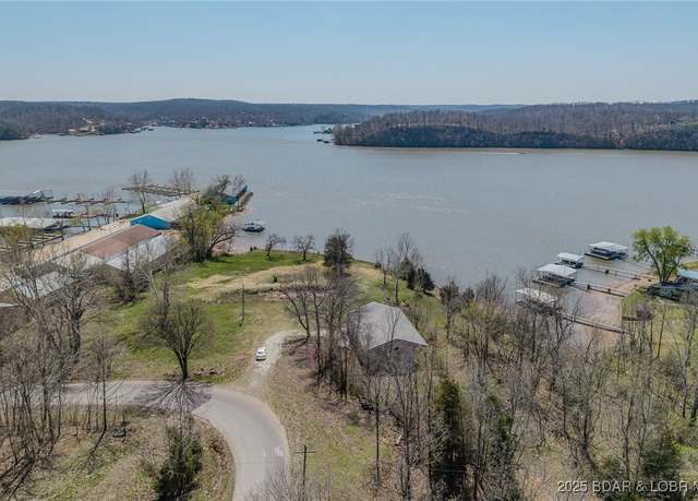 Property at 33642 Ivy Bnd, Stover, MO 65078