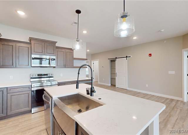 Property at 104 Sierra Bay Dr Unit 3C, Camdenton, MO 65020, 3 beds, 3 baths