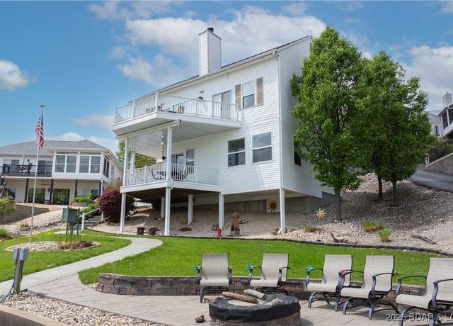 Property at 740 Malibu Rd, Osage Beach, MO 65065, 4 beds, 2.5 baths