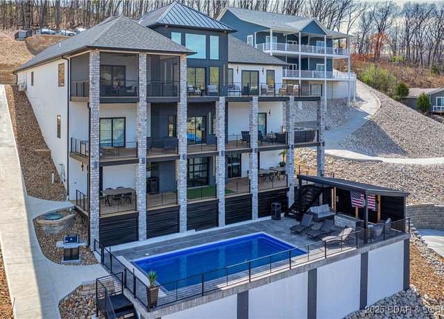 Property at 170 Hazelnut Dr, Sunrise Beach, MO 65079, 5 beds, 4.5 baths