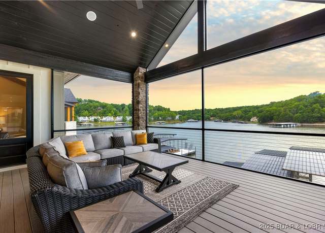 Property at 145 Shoreline Acres Dr, Camdenton, MO 65020, 4 beds, 4.5 baths