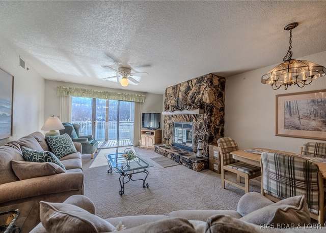 Property at 611 Lazy Days Rd Unit D1, Osage Beach, MO 65065, 2 beds, 2 baths