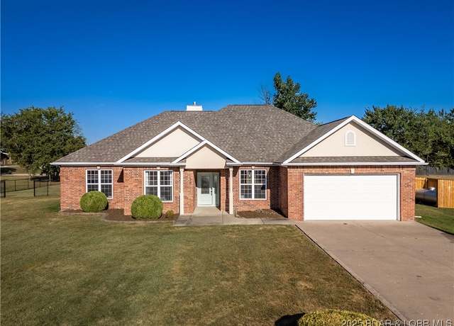 Property at 58 Apple Cider Ln, Camdenton, MO 65020, 4 beds, 2.5 baths