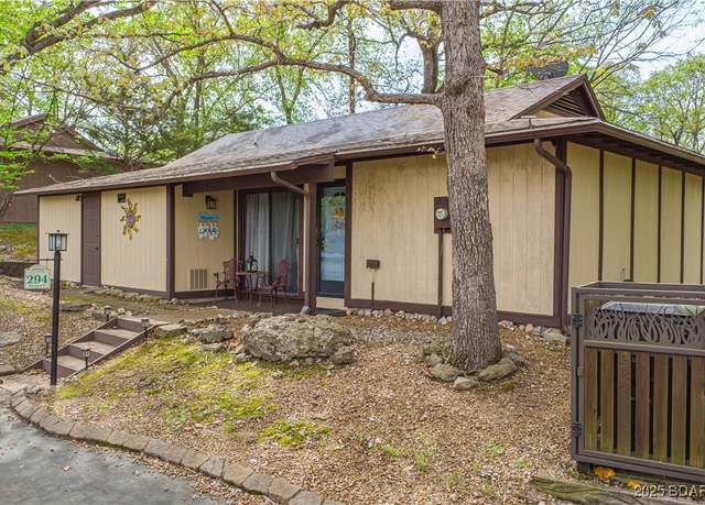 Property at 294 Moongate Dr, Osage Beach, MO 65065, 2 beds, 2 baths