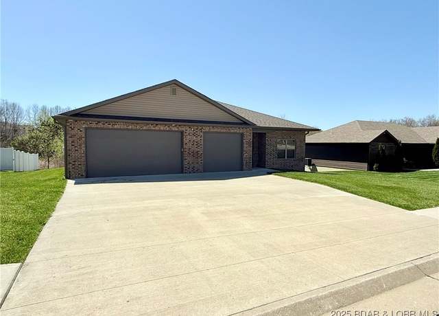 Property at 245 Davis Dr, Out Of Area (lobr), MO 65043, 3 beds, 2 baths