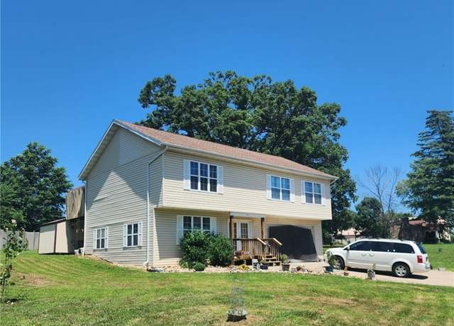 Property at 133 HA HA Tonka Rd, Camdenton, MO 65020, 3 beds, 2.5 baths