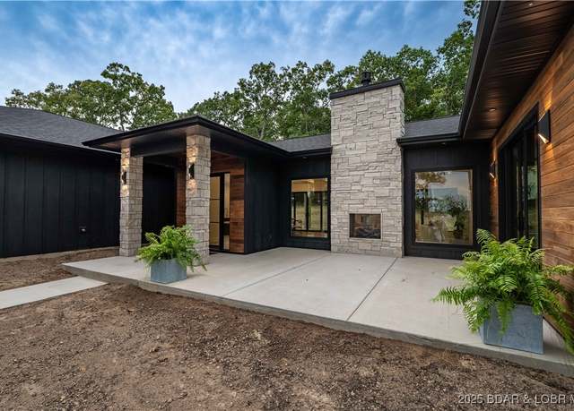 Property at 236 Waterview Rdg, Sunrise Beach, MO 65079, 3 beds, 2.5 baths