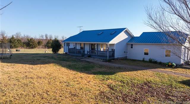 Photo of 1984 High Point Rd, Camdenton, MO 65020