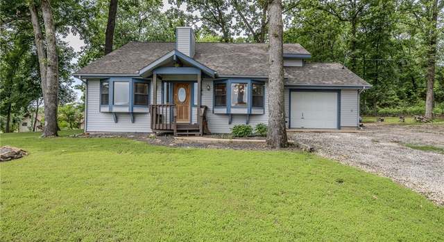 Photo of 565 Ponderosa Dr, Camdenton, MO 65020