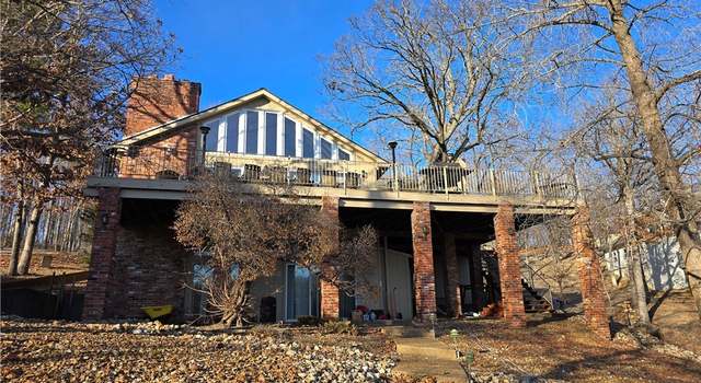 Photo of 553 Imperial Point Dr, Lake Ozark, MO 65049