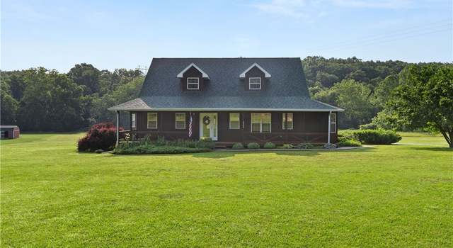 Photo of 2326 Willow Creek Rd, Camdenton, MO 65020