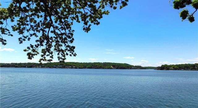 Photo of 11 Chelle Dr, Rocky Mount, MO 65072