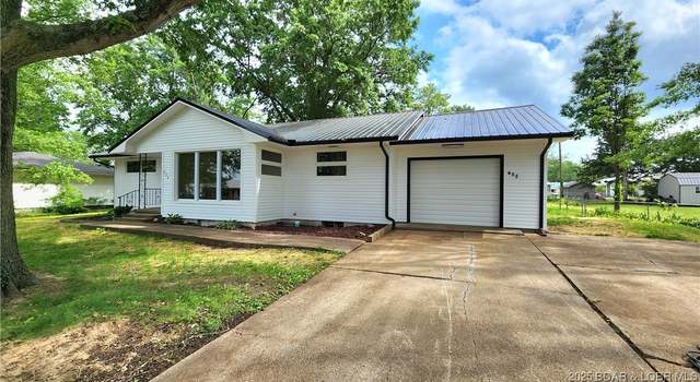 Photo of 602 E Della St, Versailles, MO 65084