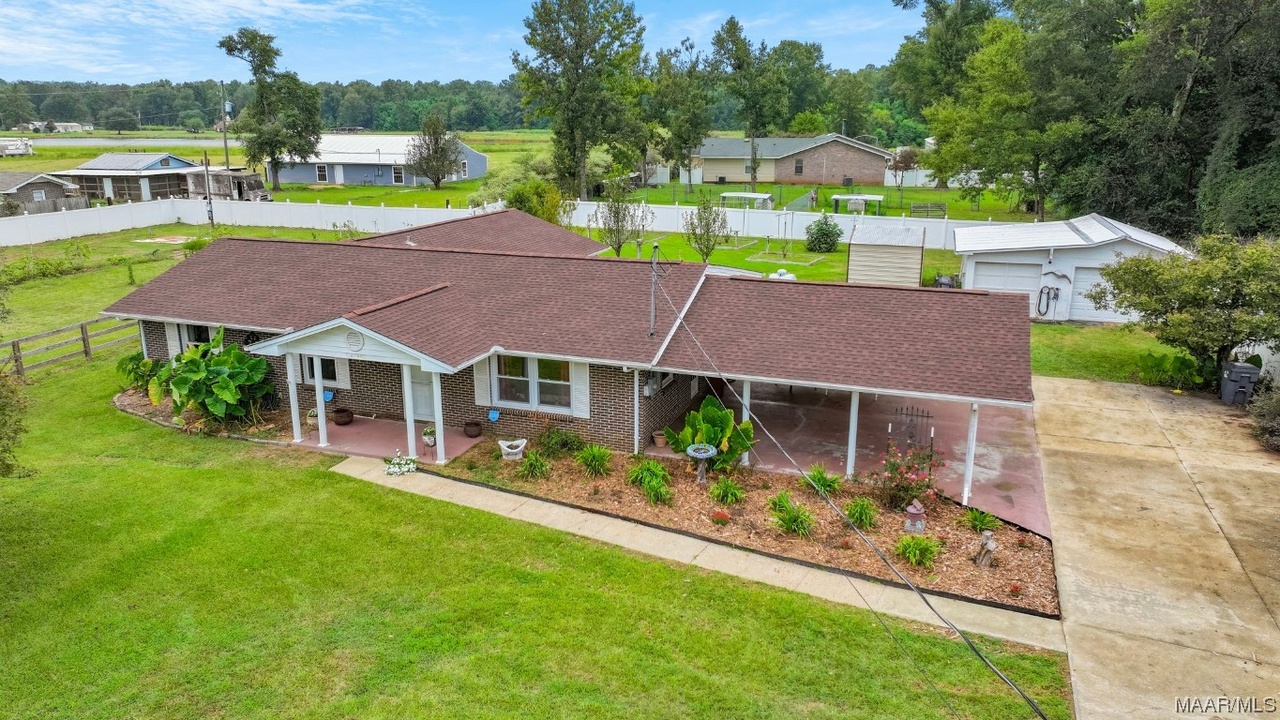 3141 Cobbs Ford Rd, Millbrook, AL 36054 MLS 546463 Redfin