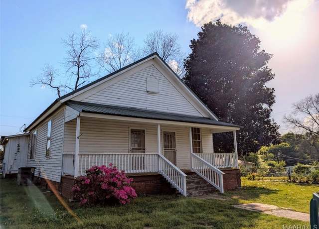 Property at 311 John St, Tallassee, AL 36078, 3 beds, 2 baths