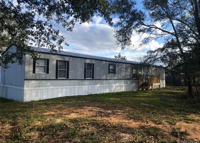 Property at 2019 Davies Rd, Prattville, AL 36067, 3 beds, 2 baths