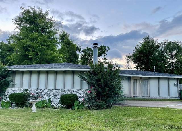 Property at 2733 Norwich Dr, Montgomery, AL 36116, 3 beds, 2 baths