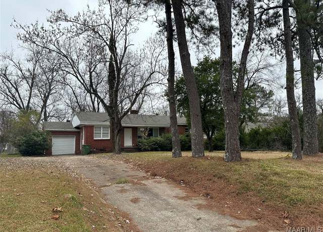 Property at 3539 S Perry St, Montgomery, AL 36105, 3 beds, 1.5 baths