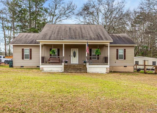 Property at 326 Jean St, Eclectic, AL 36024, 3 beds, 2 baths