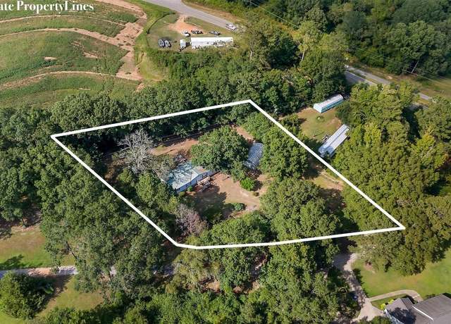 Property at 2083 Lightwood Rd, Deatsville, AL 36022, 3 beds, 2 baths