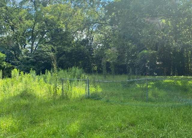 Property at 1713 Weaver St, Selma, AL 36701