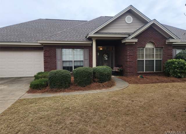 Property at 103 Rushmore Ct, Deatsville, AL 36022, 4 beds, 2.5 baths