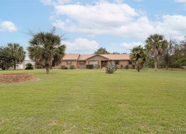 Property at 822 County Road 1 S, Selma, AL 36703, 3 beds, 2 baths