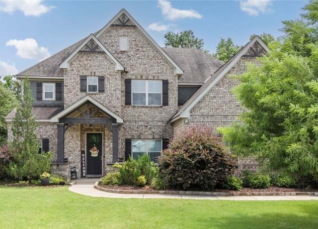 Property at 620 Madison Dr, Prattville, AL 36066, 5 beds, 3.5 baths