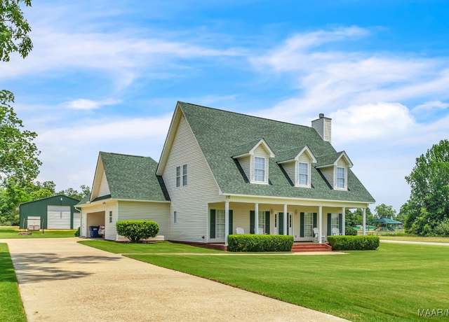 Property at 65 Whatley Dr, Deatsville, AL 36022, 4 beds, 2.5 baths